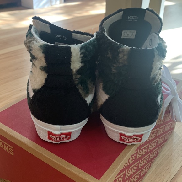 Vans SK8-Hi Sherpa in Camo - Picture 8 of 9